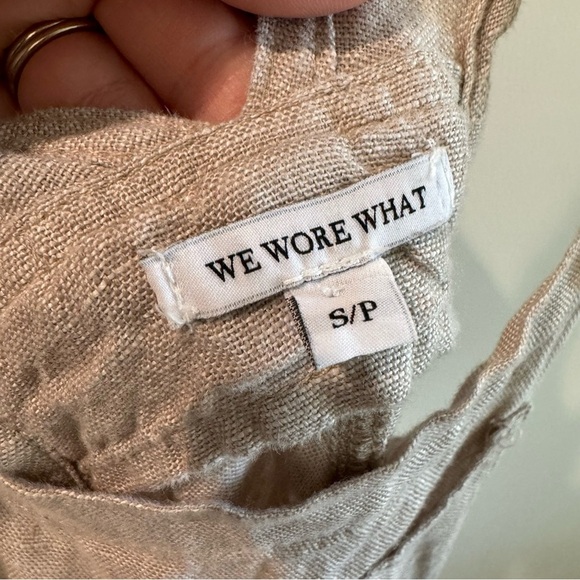 We Wore What Basic Linen Overalls in Natural Oatmeal Size Small - Picture 8 of 12